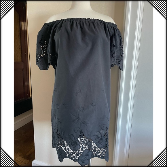 Barney’s NYC fully lined Embroidered, Cotton Sheath Dress. - Picture 3 of 8